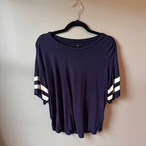 American Eagle Slouchy Raglan Tee | Size M